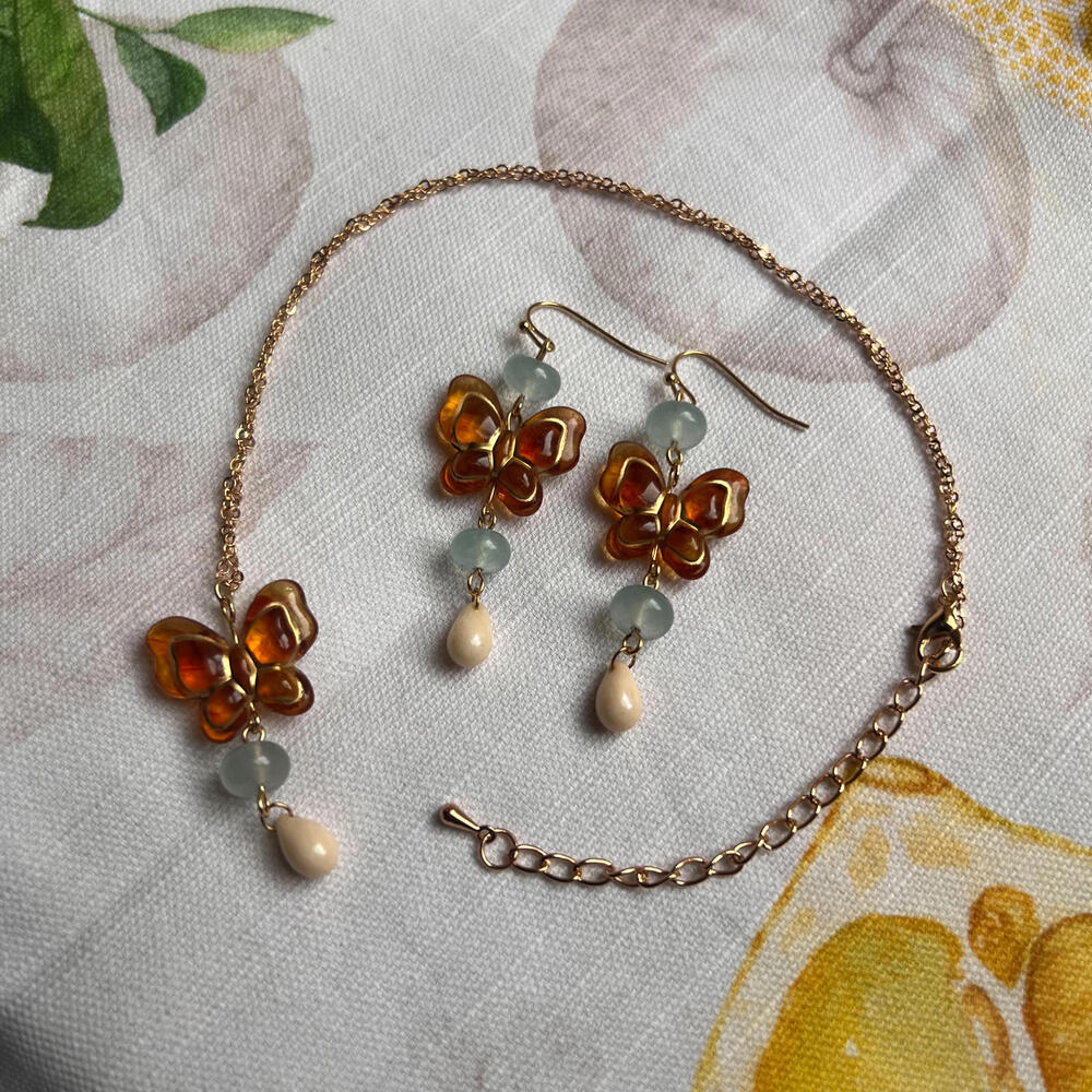 Amber Blue Jade Beige Czech Glass Acrylic Butterfly Jewelry Set, Cute Fun Set - Picture 2 of 6